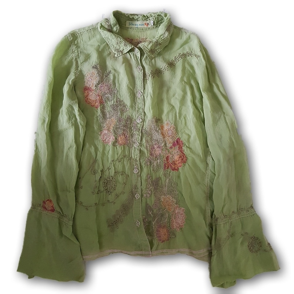 Johnny Was floral embroidered button down  shirt M
